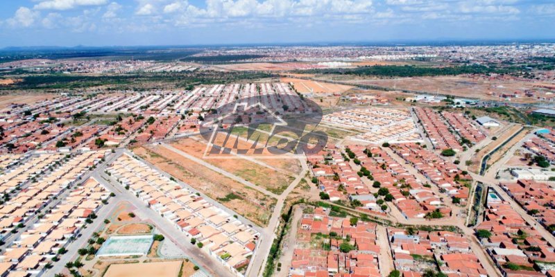 Terreno, 144m², à venda em Petrolina - Imob Petrolina