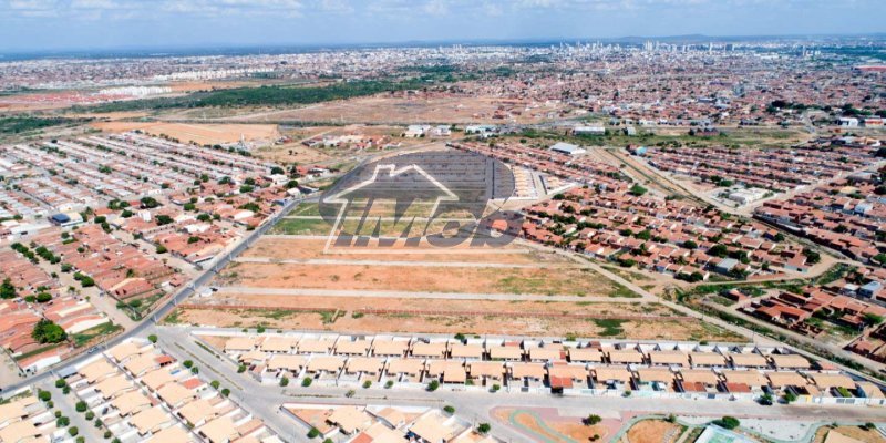 Terreno, 144m², à venda em Petrolina - Imob Petrolina